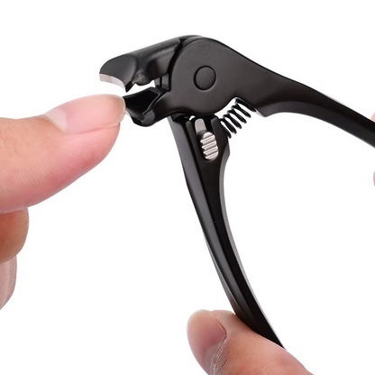 Perfect Curved Design Stainless Steel Nail Clipper Effortless Grip For Seniors 50